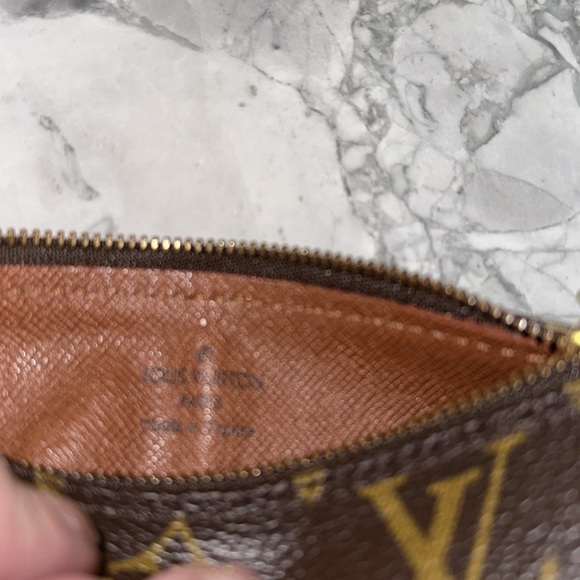 Authentic Louis Vuitton Mini Papillon - Picture 9 of 14